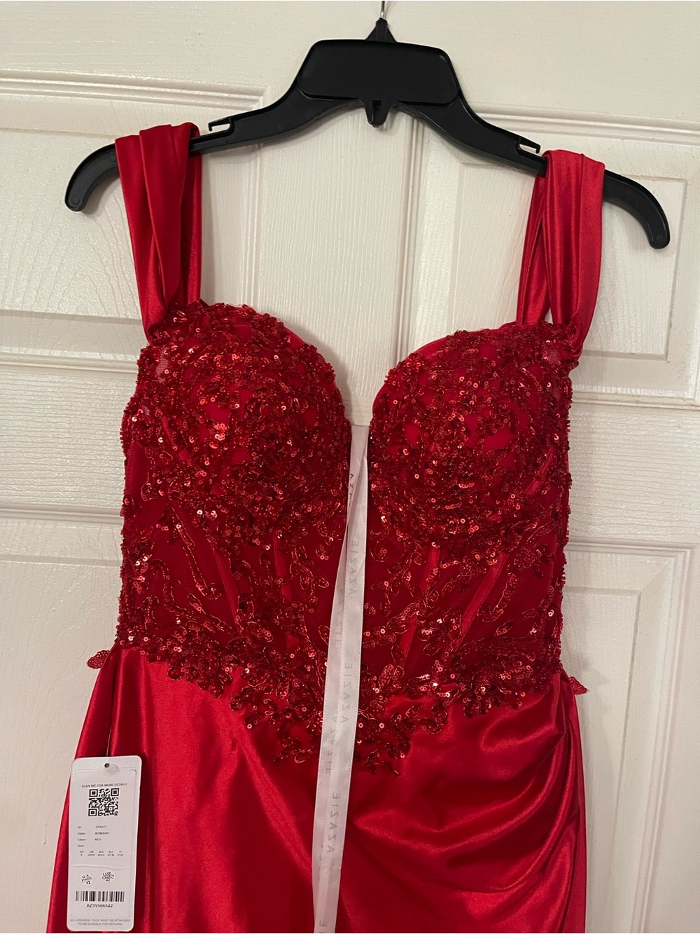 Rowane Red Corset Rhinestone Sheer Lace Evening dress - Picture 9 of 12